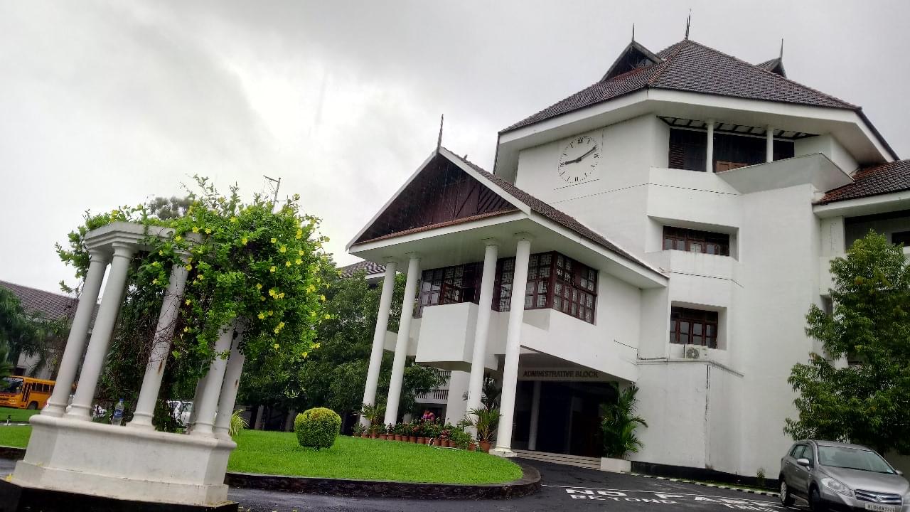 Saintgits College of Engineering Kottayam Academic Building photo 8